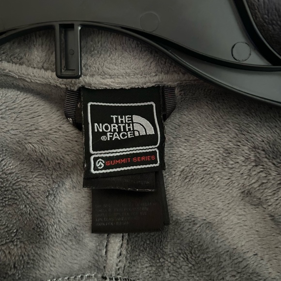 The North Face Black Performance Windstopper Jacket with Gray Collar - Picture 8 of 10